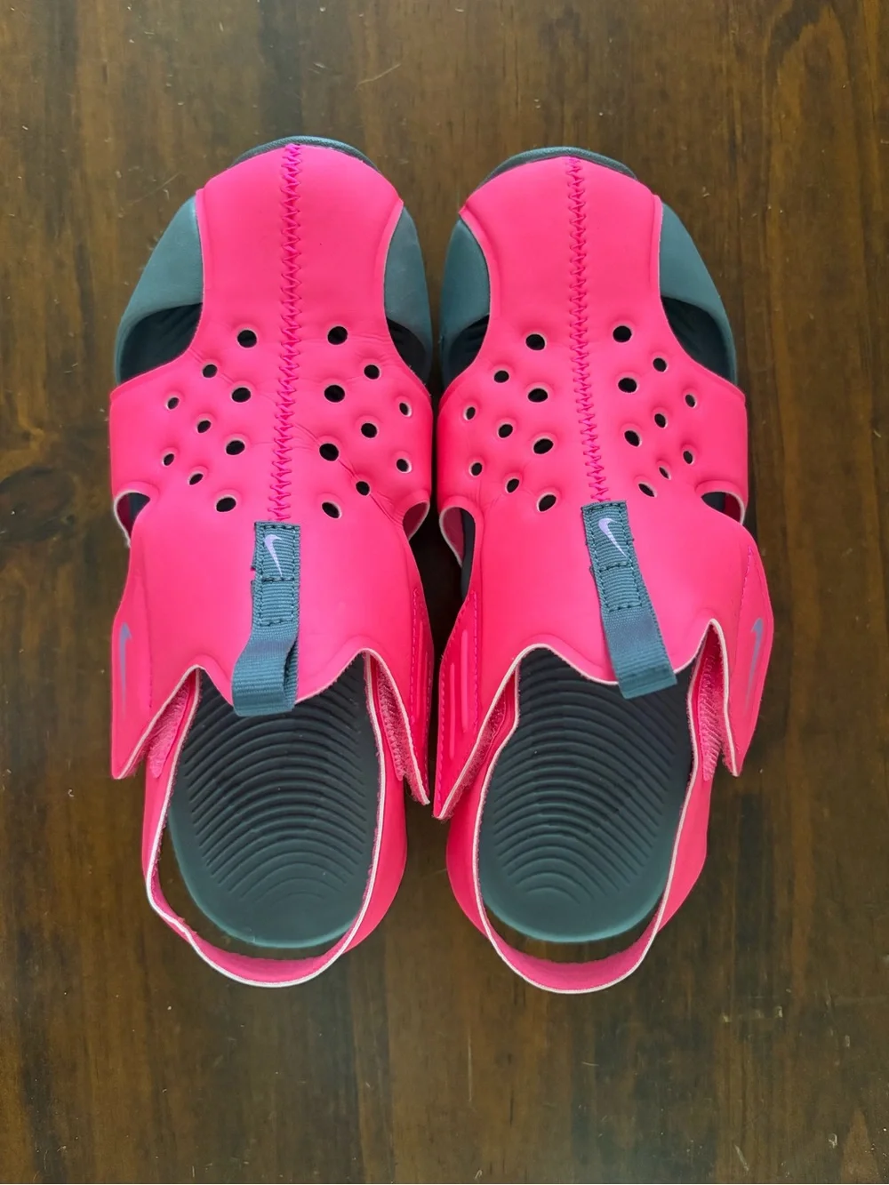 Nike Sunray Protect Sandals Size 3Y Little Girl Sandals Neon Pink Water Shoes